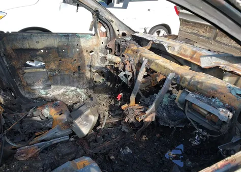 2004 Saturn Ion 2 из США, поврежденный, VIN 1G8AJ52F64Z156667